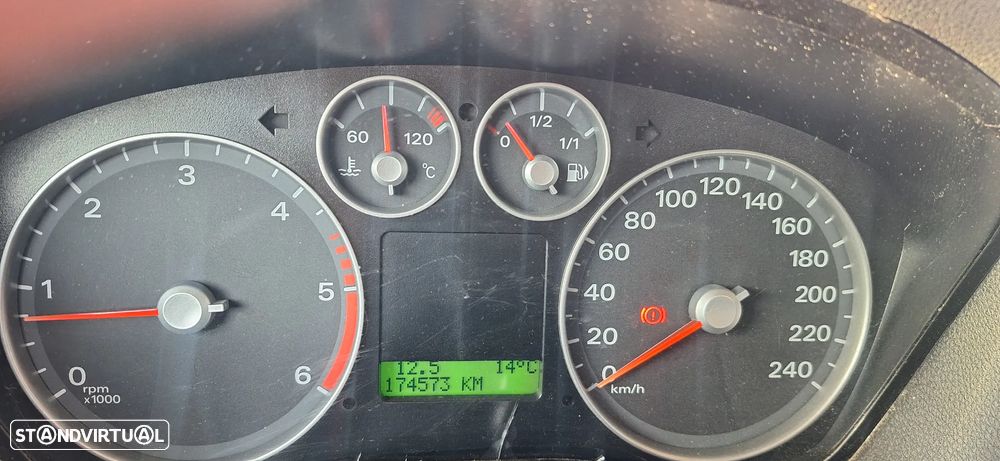 Ford Focus 1.6 TDCi Connection - 6