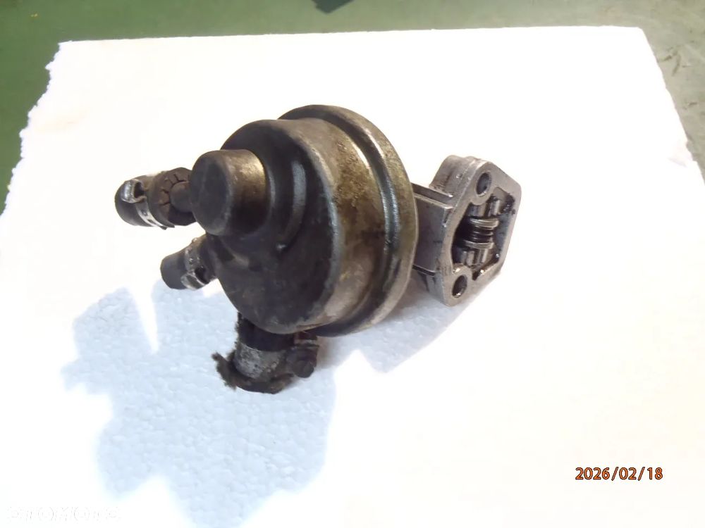 pompa pompka paliwa fiat 126p maluch cc cinQuecento 700 900 gażnik - 7