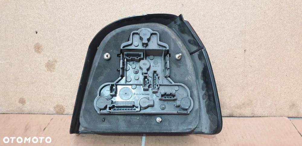 VW Golf III Lampa Tylna Lewy Tył L.T. 1H6945257 - 4