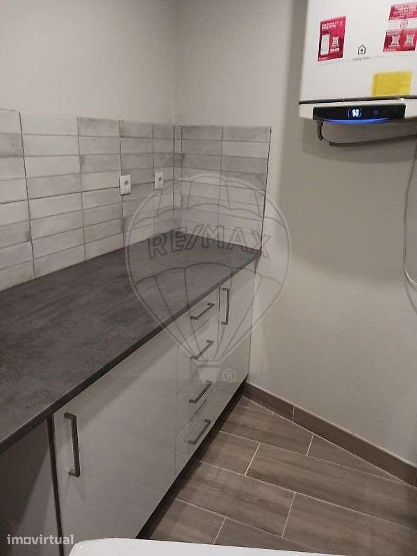 Apartamento T2 para arrendamento - Grande imagem: 2/12