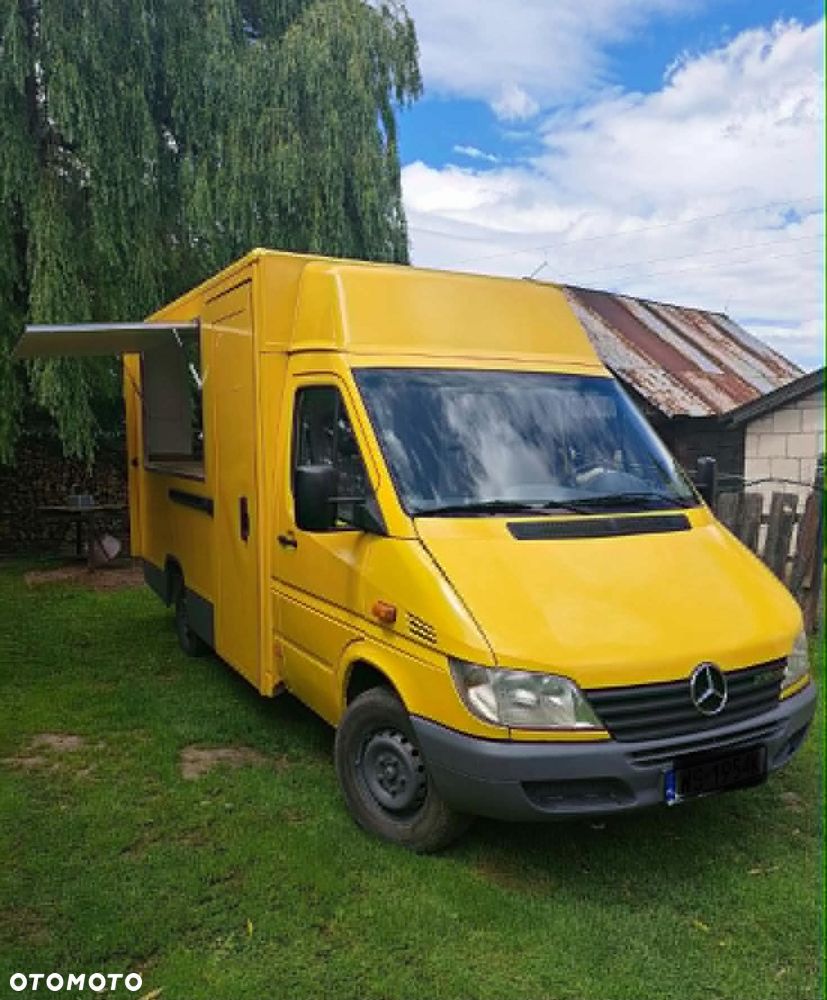 Mercedes-Benz Sprinter - 1