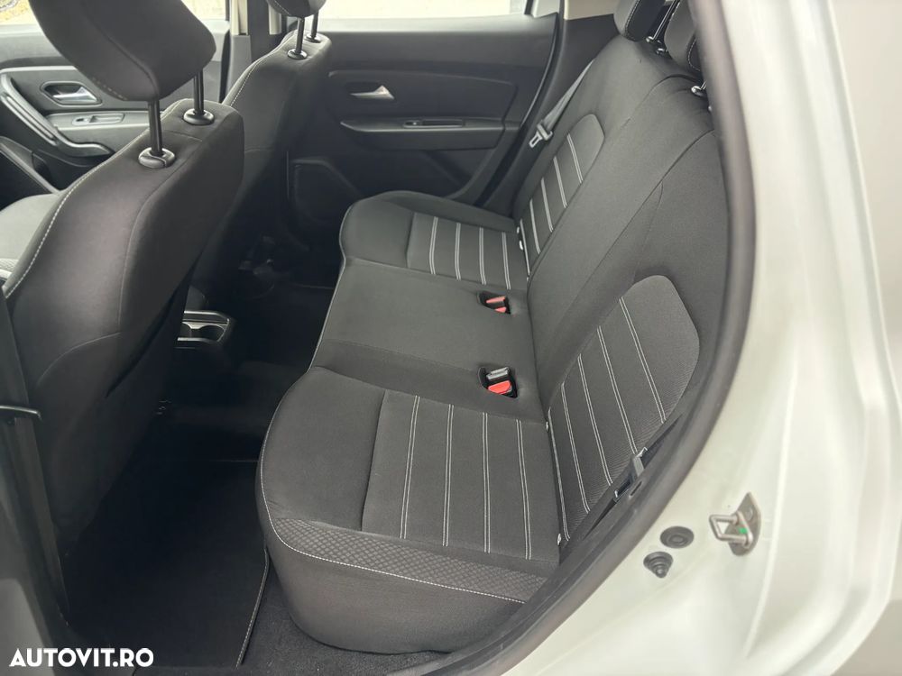 Dacia Duster Blue dCi 115 4WD Prestige - 32