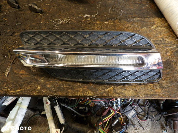 LEWY LED Z KRATKA MERCEDES W166