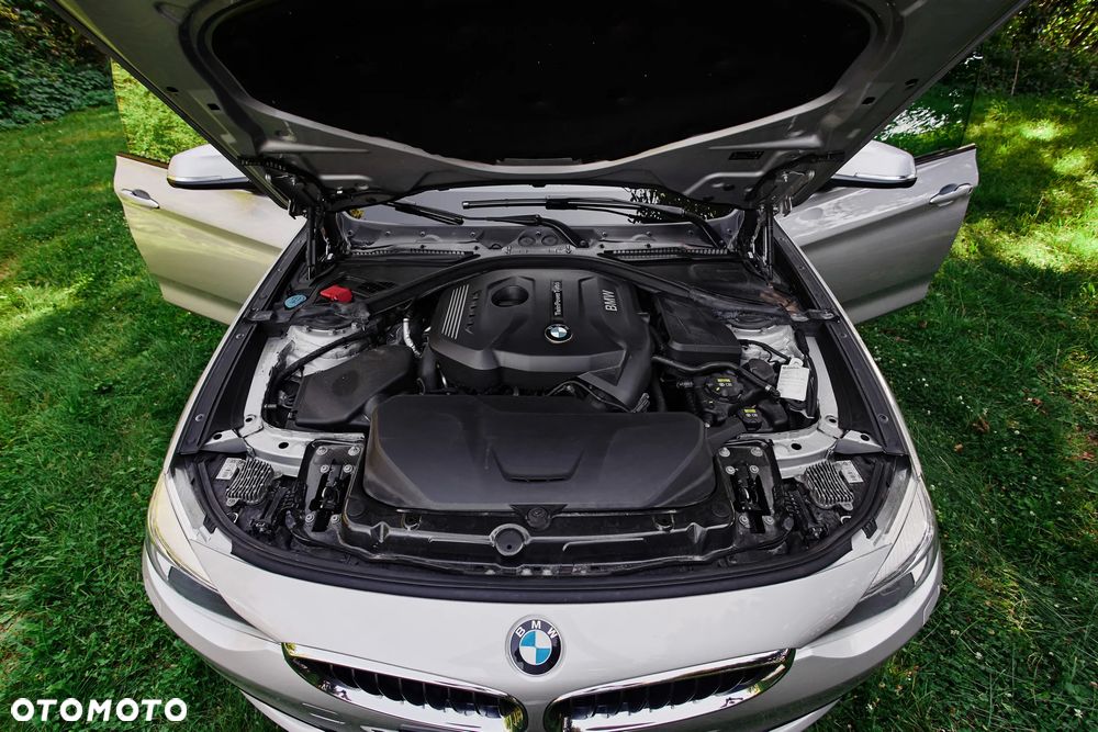 BMW 3GT 320i GPF Sport Line - 26