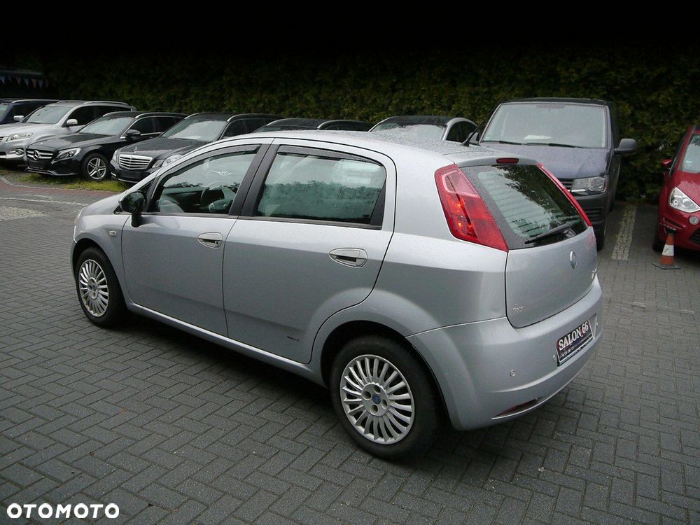 Fiat Grande Punto - 13