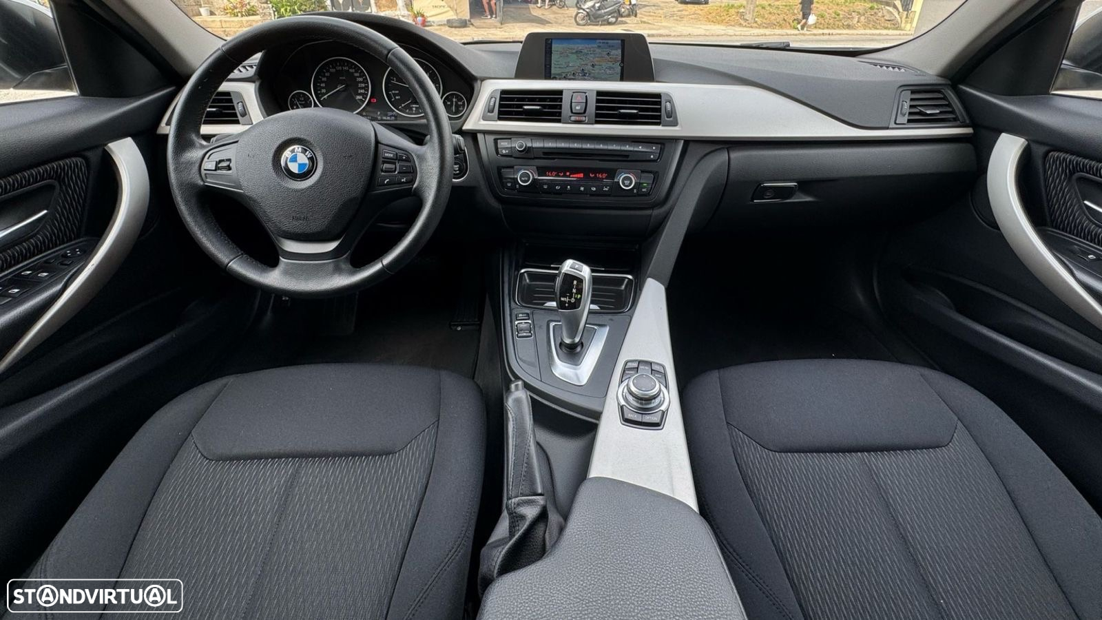 BMW 320 d Touring Aut. - 18