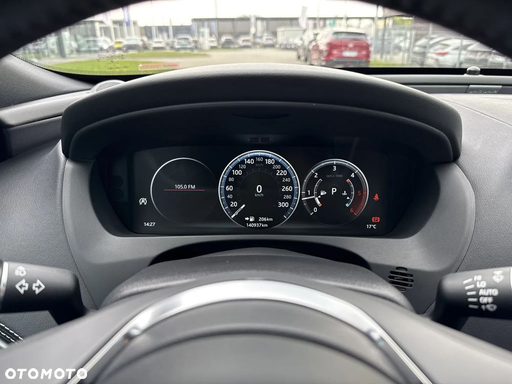 Jaguar XE 2.0 D AWD R-Sport - 11