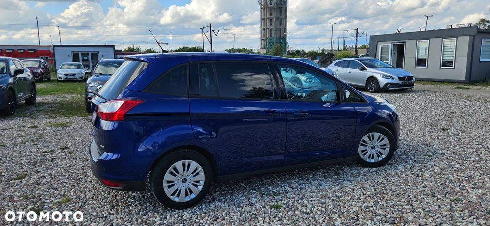 Ford Grand C-MAX - 10