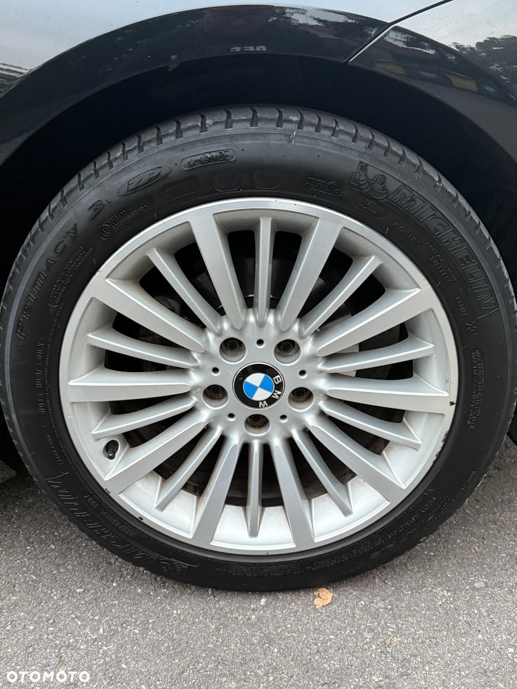 BMW Seria 3 318d Luxury Line - 37