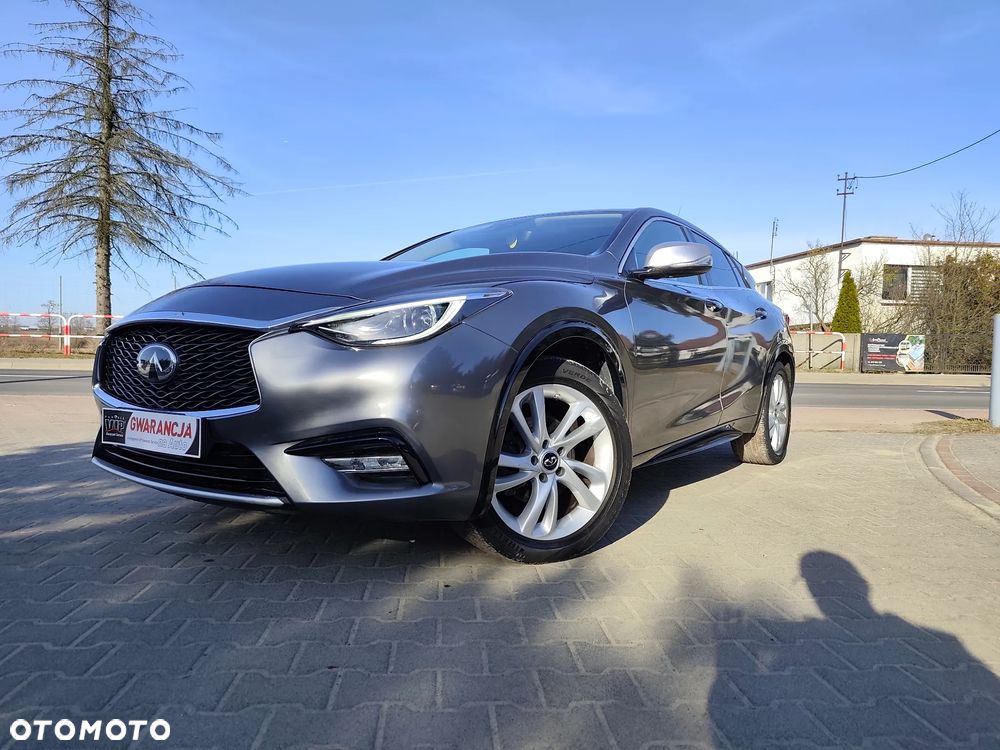 Infiniti Q30 1.5d Premium - 4