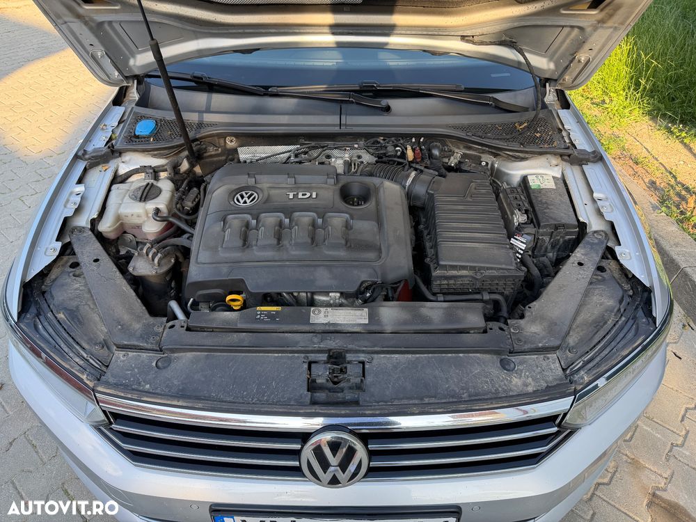 Volkswagen Passat 2.0 TDI SCR 4Motion DSG BlueM Tech Comfortline - 20