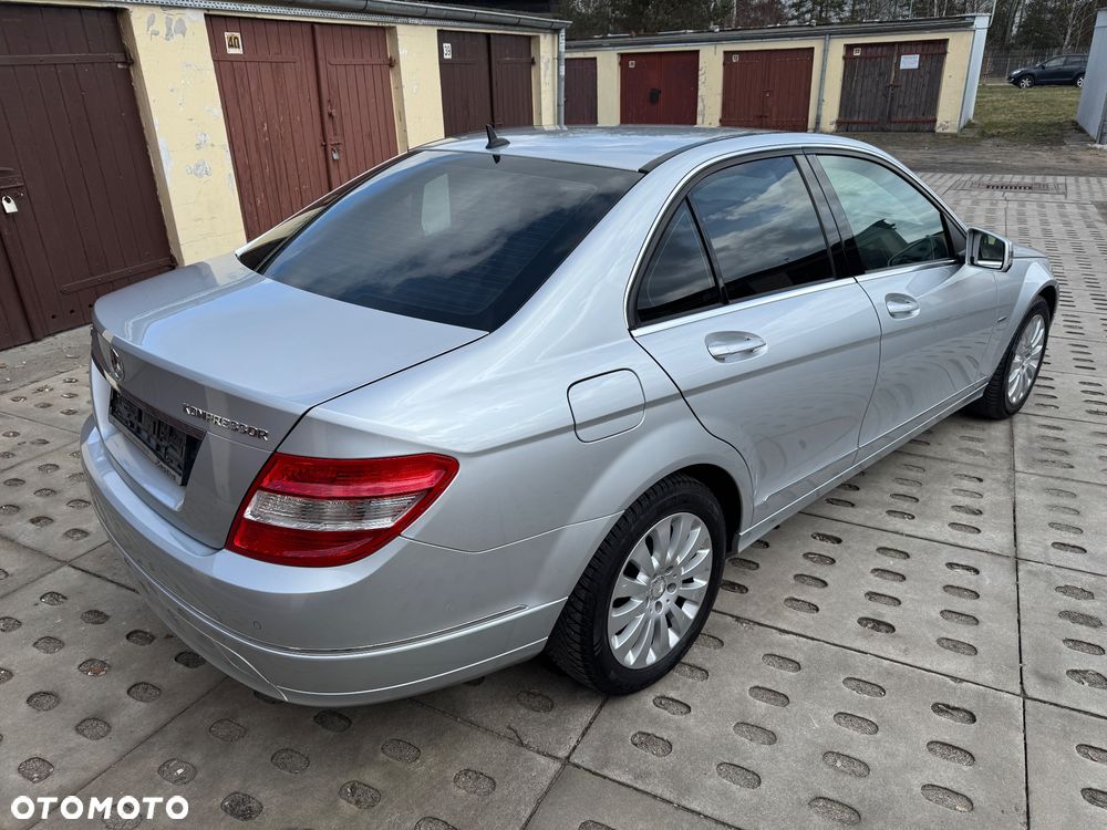 Mercedes-Benz Klasa C 180 Kompressor Elegance - 3