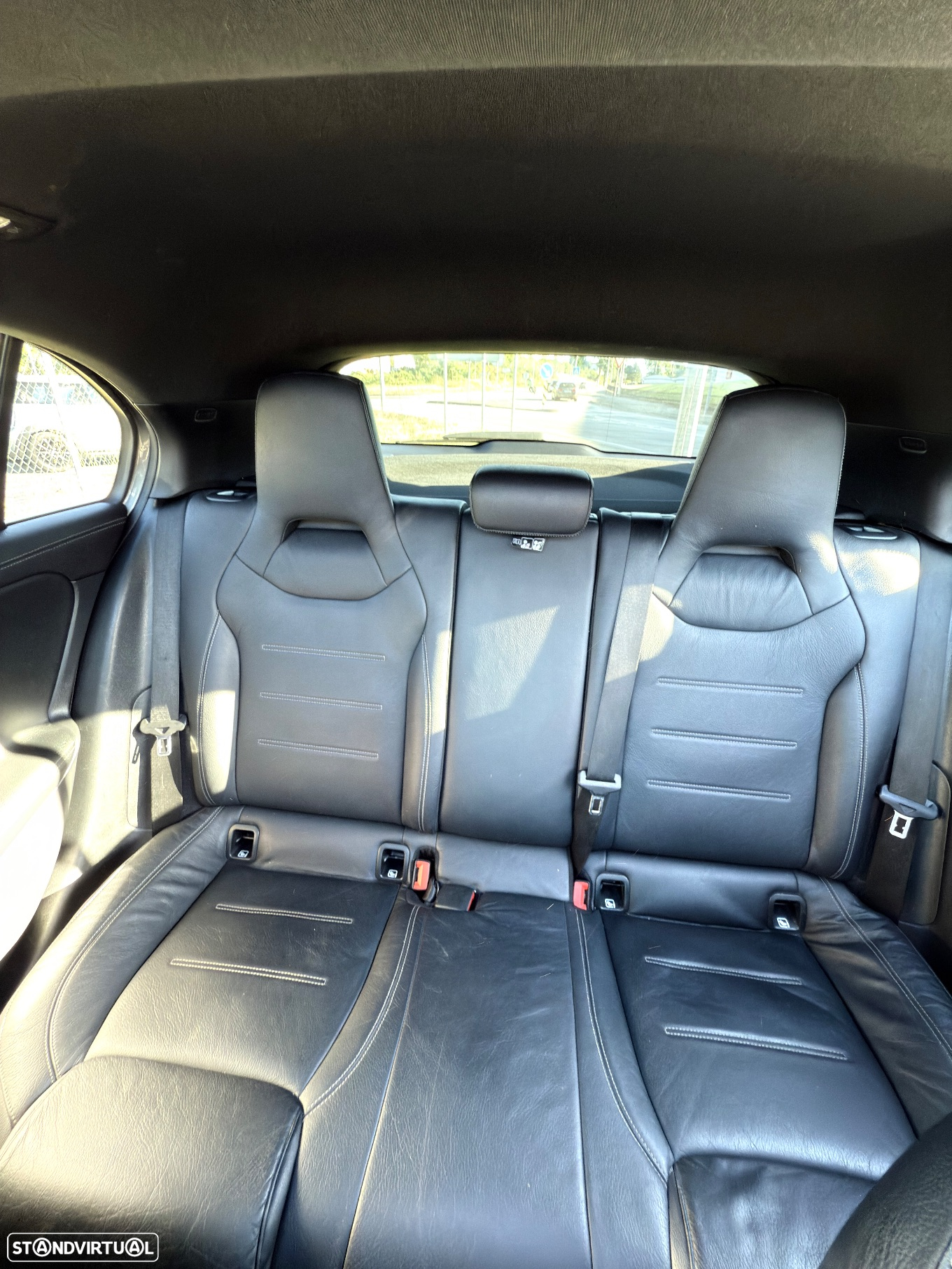 Mercedes-Benz A 180 d 7G-DCT AMG Line - 9