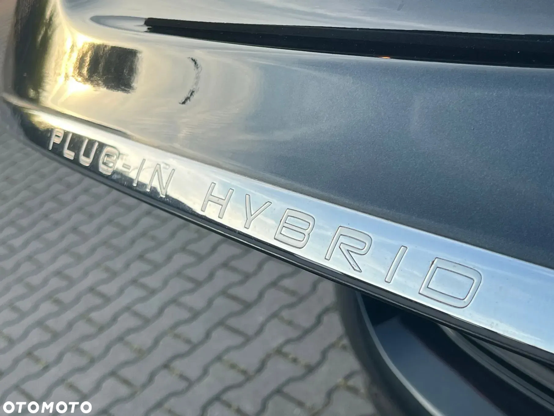 Volvo V60 D6 AWD Plug-in Hybrid Summum - 36
