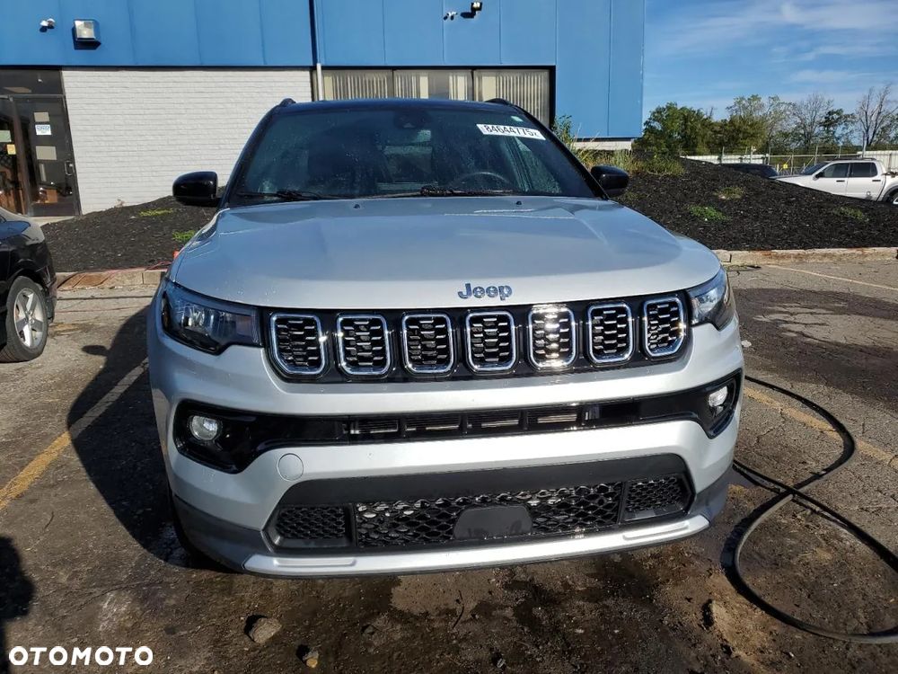 Jeep Compass - 6