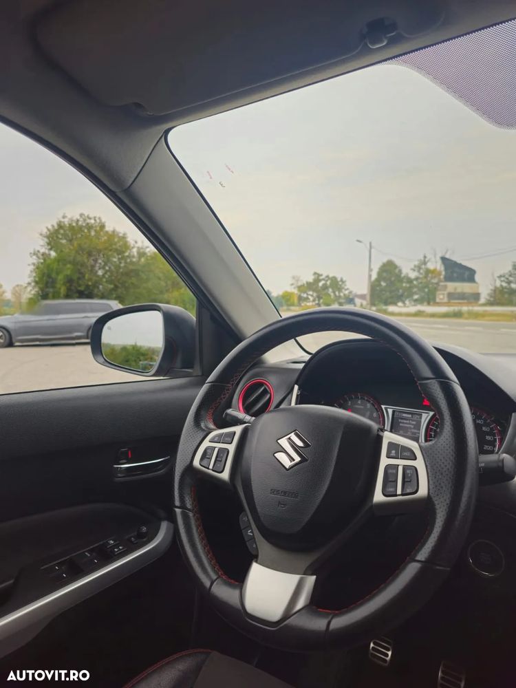 Suzuki Vitara - 13
