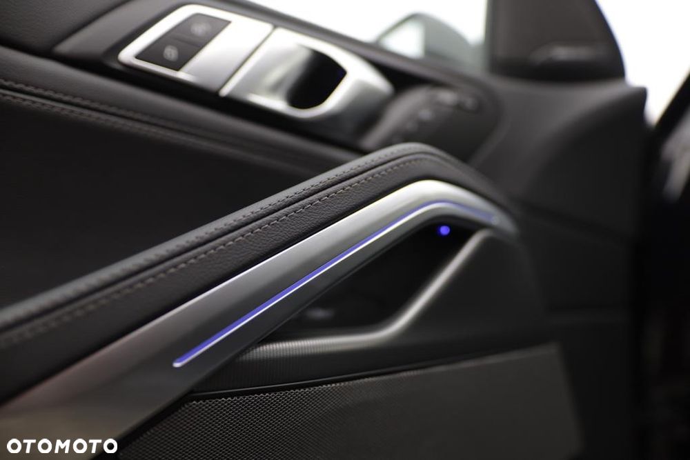 BMW X6 xDrive30d - 33