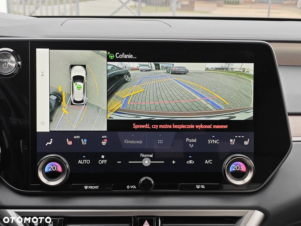 Lexus RX 450h+ Omotenashi - 27