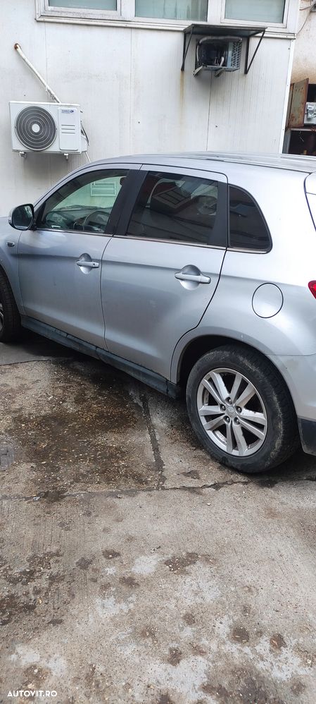 Mitsubishi ASX 1.8 DI-D 4WD Instyle - 9