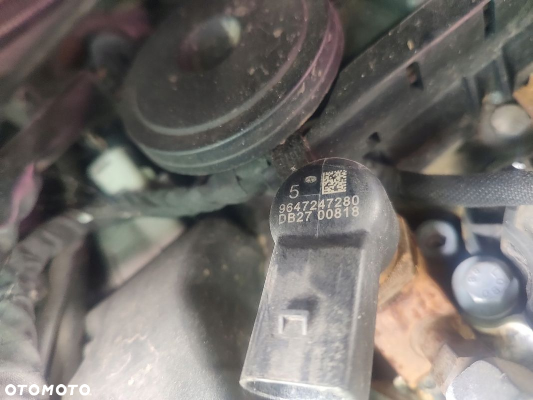 PEUGEOT 307 2,0 HDI WTRYSKIWACZ 9647257280 - 2