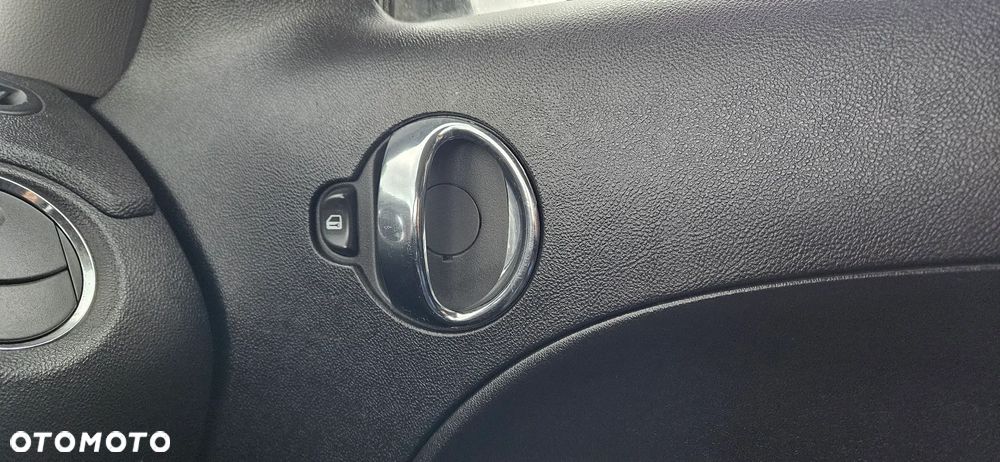 Klamka lewa prawa wewnętrzna przednia tylna chrom Chevrolet HHR 2008r Europa - 2