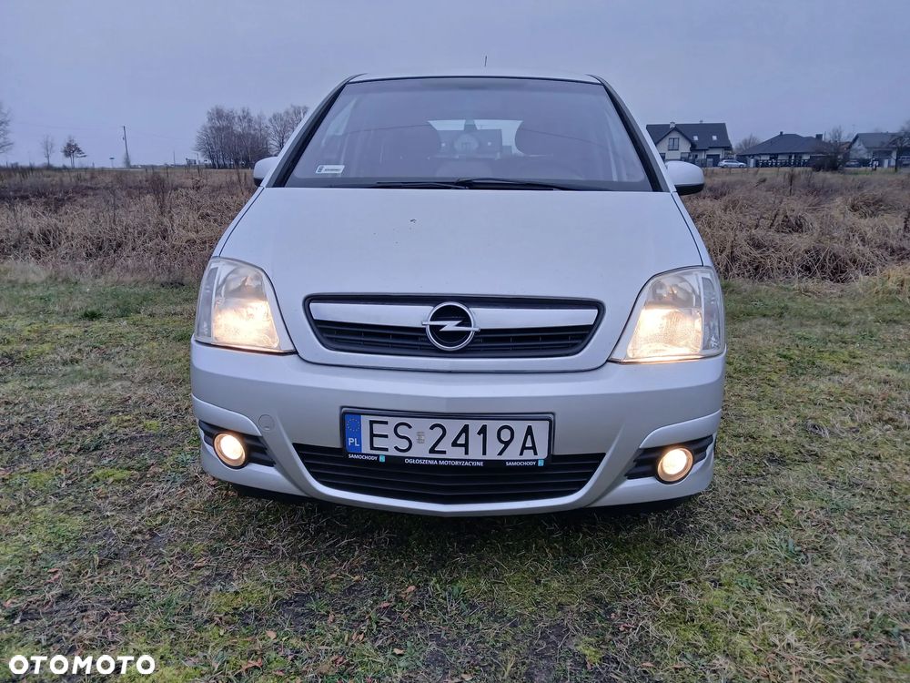 Opel Meriva 1.6 16V Cosmo - 9