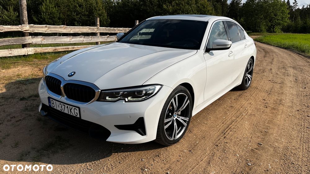 BMW Seria 3 330i - 28