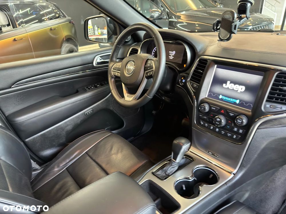 Jeep Grand Cherokee 3.6 V6 Overland Summit - 12