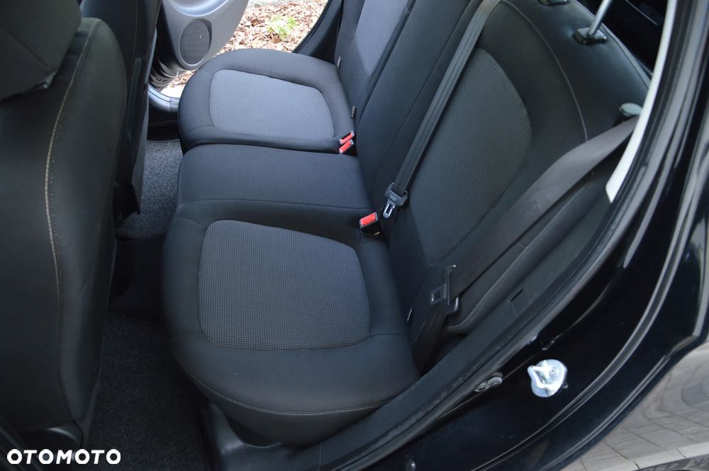 Hyundai i20 - 13