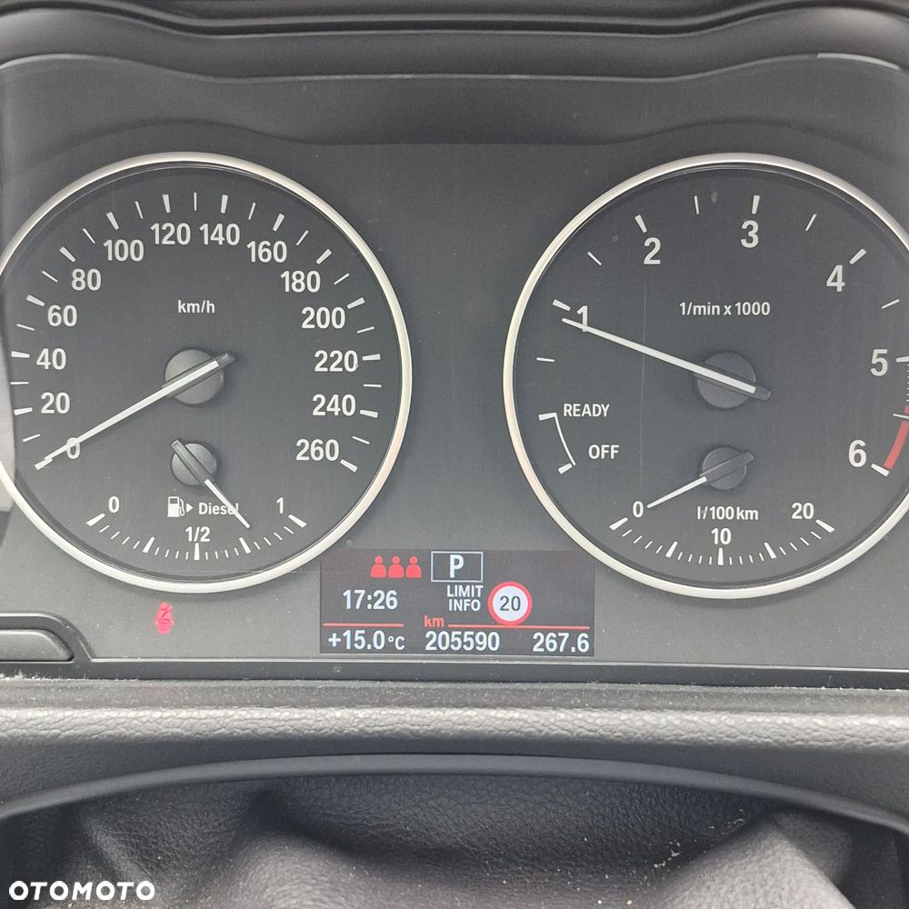 BMW X1 xDrive18d - 9