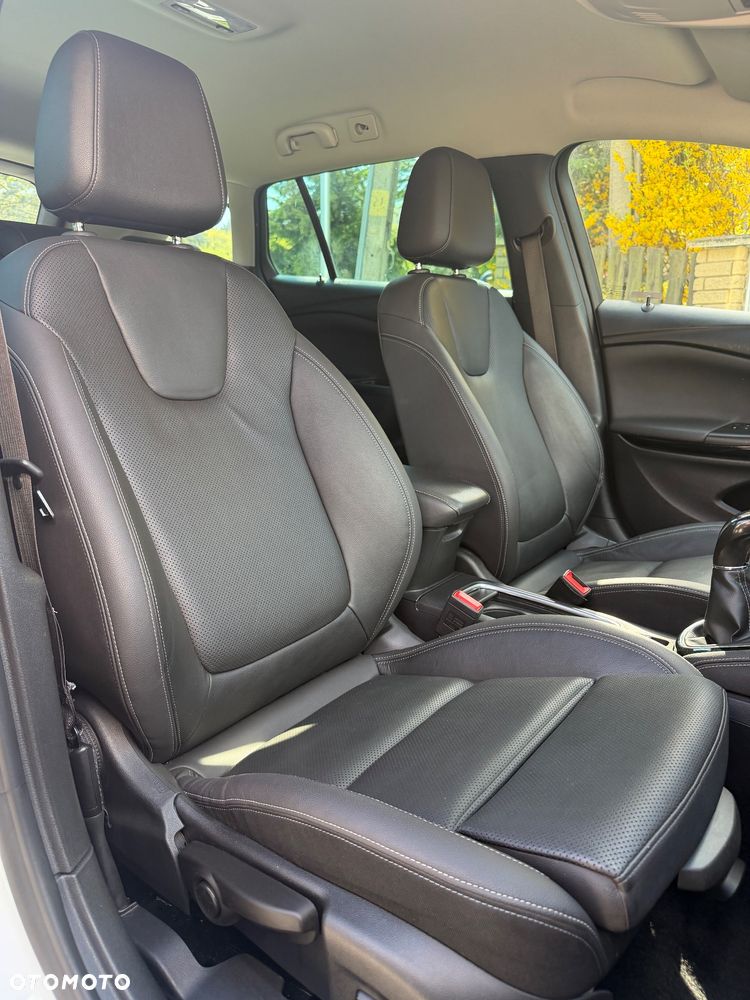 Opel Astra 1.4 Turbo Innovation - 27
