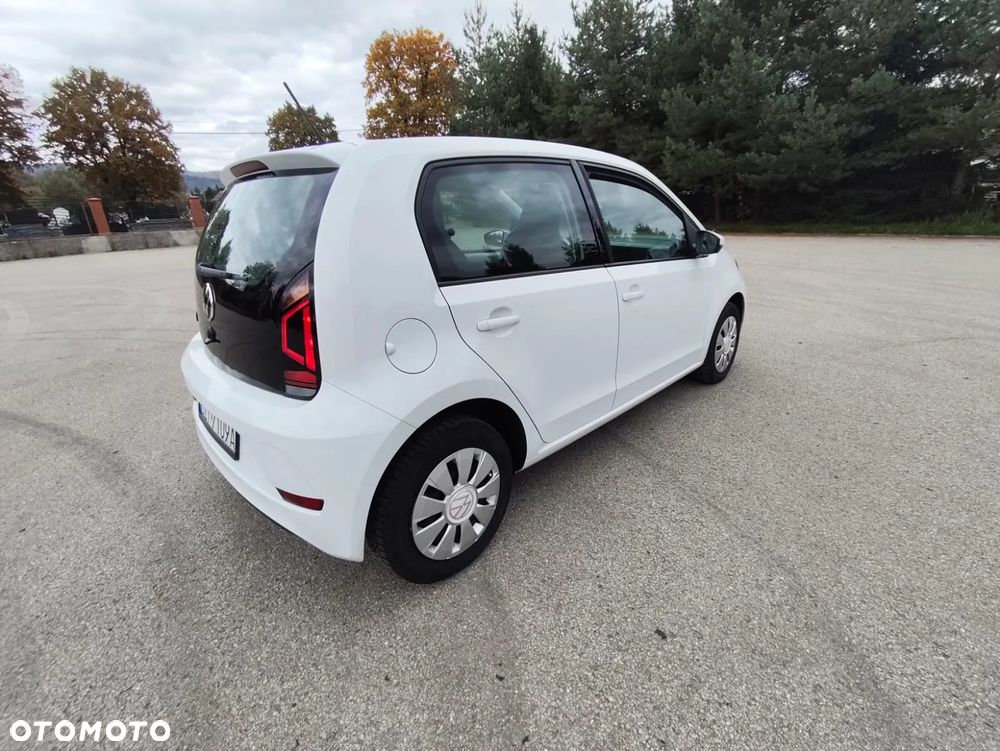 Volkswagen up! 1.0 Beats - 12