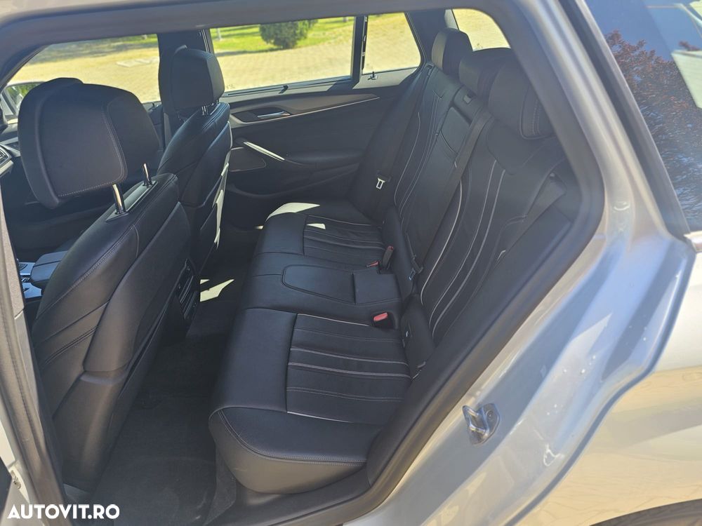 BMW Seria 5 530e xDrive AT PHEV - 16