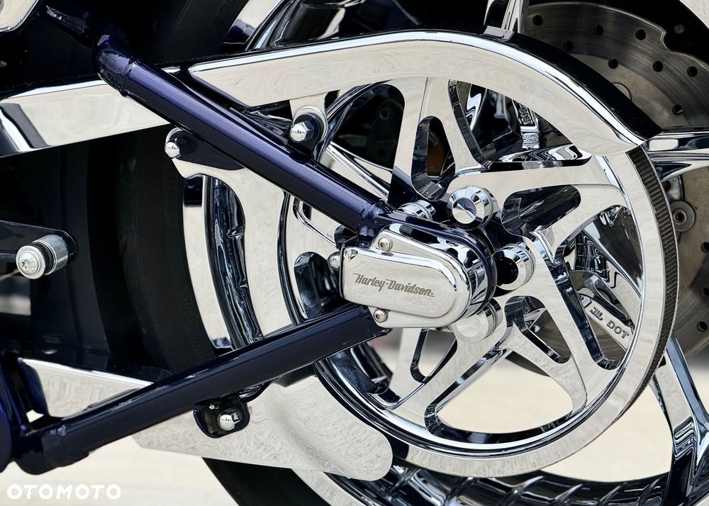 Harley-Davidson Softail - 32