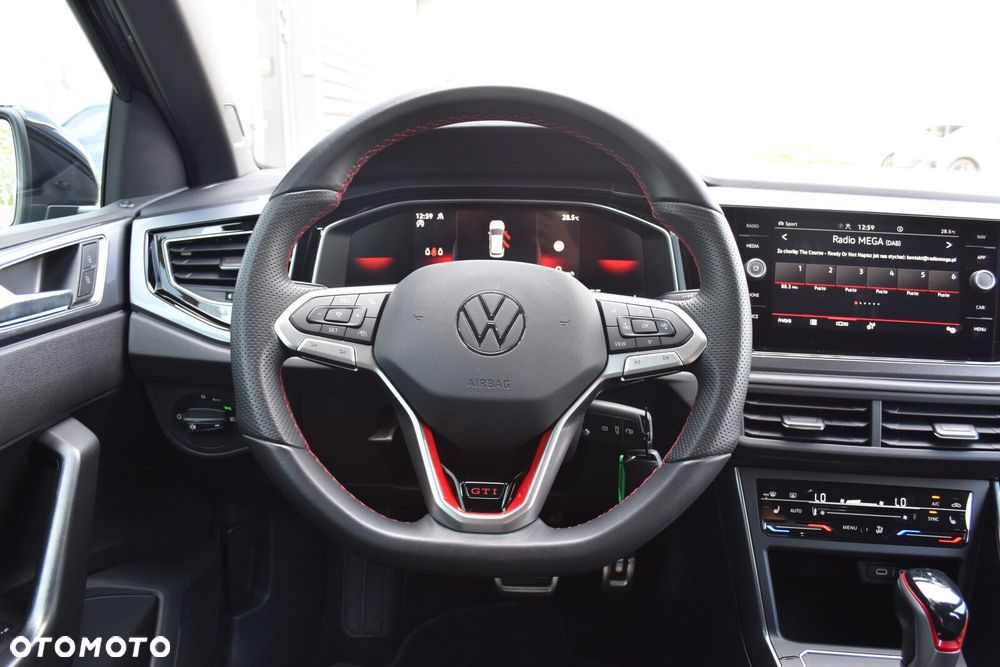 Volkswagen Polo - 12