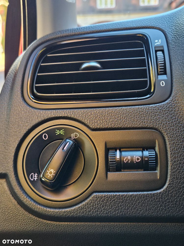 Volkswagen Polo - 29