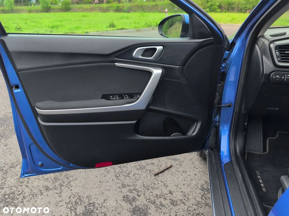 Kia XCeed 1.5 T-GDI M DCT - 12