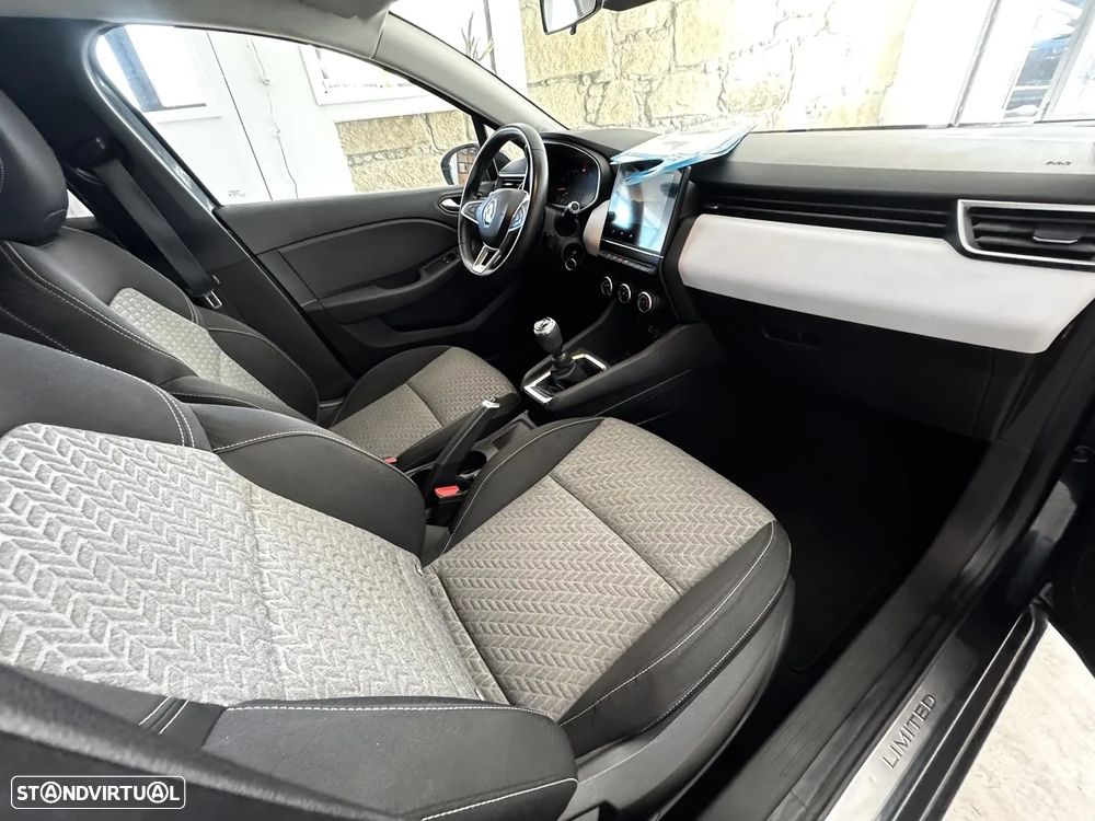 Renault Clio 1.0 TCe Limited - 19