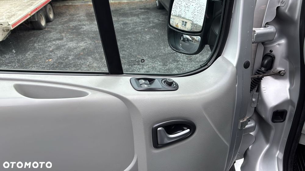 Opel Vivaro L2H1 2.9t - 11