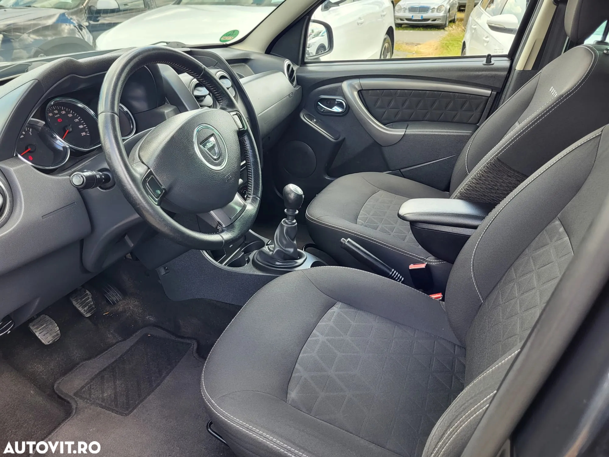 Dacia Duster - 8