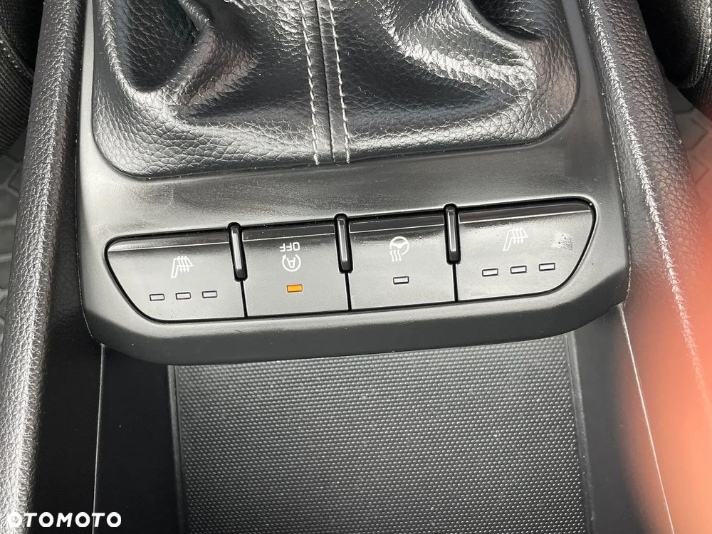 Kia Rio 1.2 M - 15