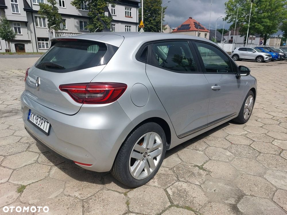 Renault Clio - 8