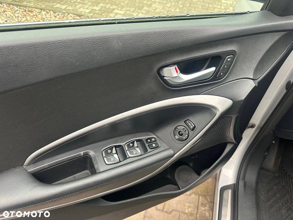 Hyundai Santa Fe 2.0 CRDi Executive 4WD 7os - 11