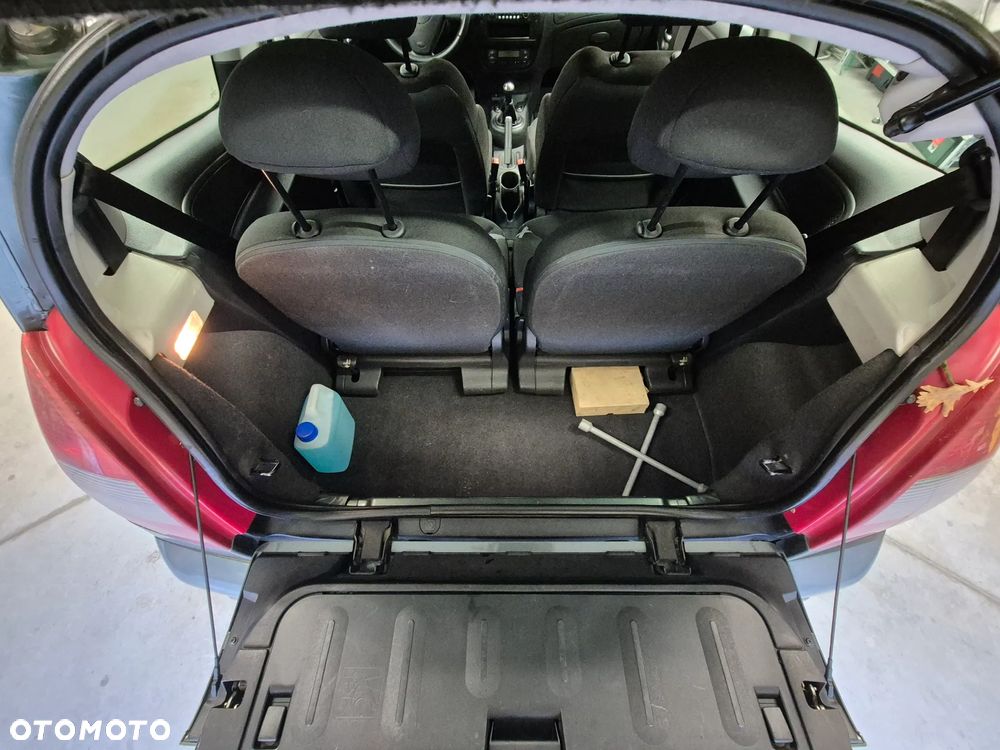 Citroën C2 1.4 VTR - 18