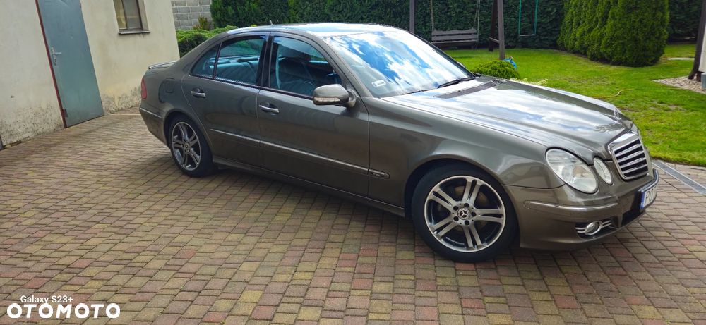 Mercedes-Benz Klasa E - 17