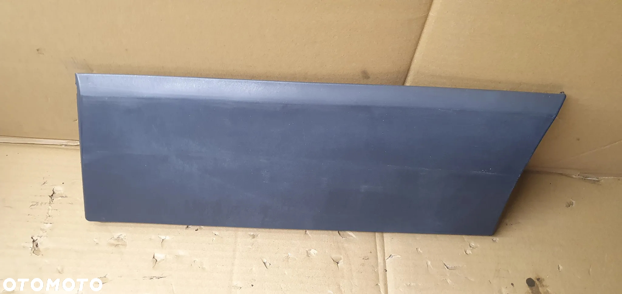 Listwa błotnika lewa boczna Opel Vivaro B Trafic III 788137407R - 2