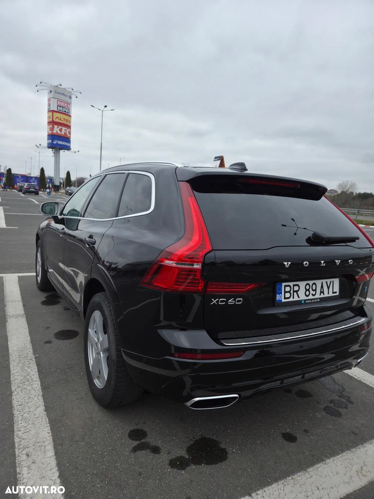 Volvo XC 60 D4 AWD Geartronic RDesign - 9