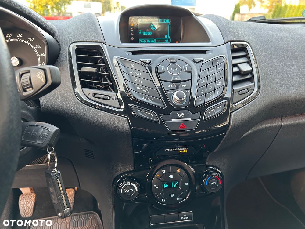 Ford Fiesta - 11