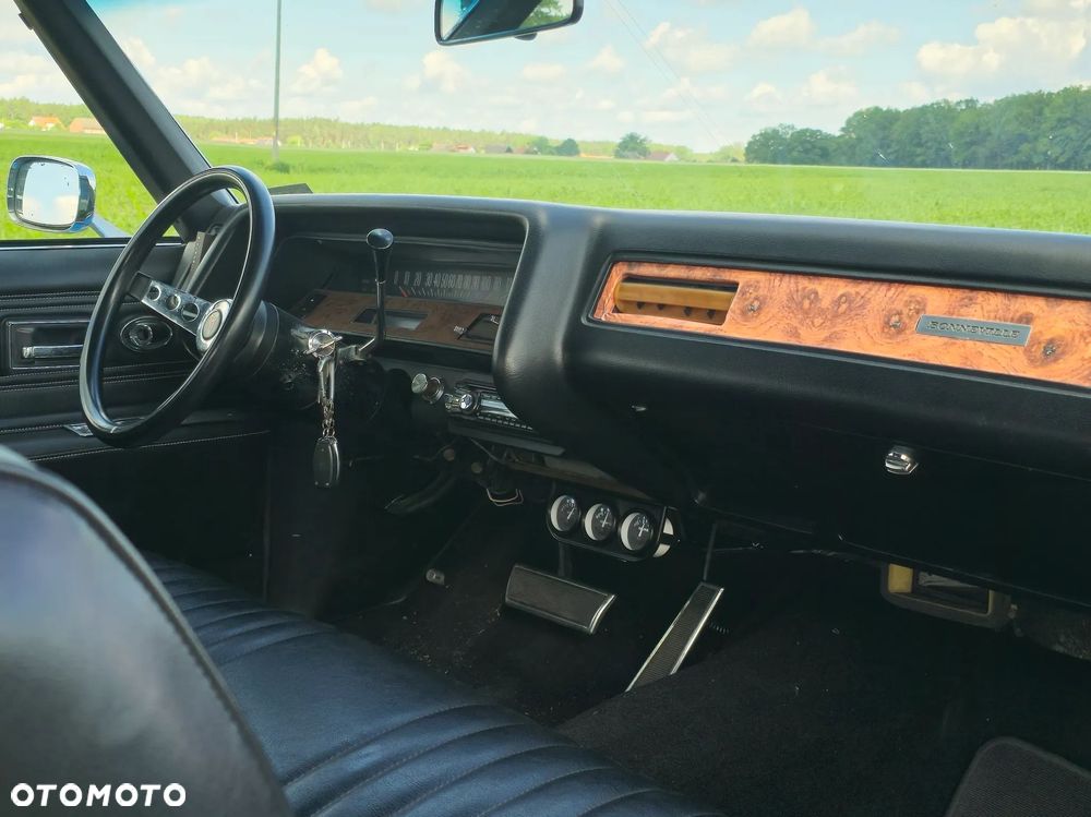 Pontiac Bonneville - 8