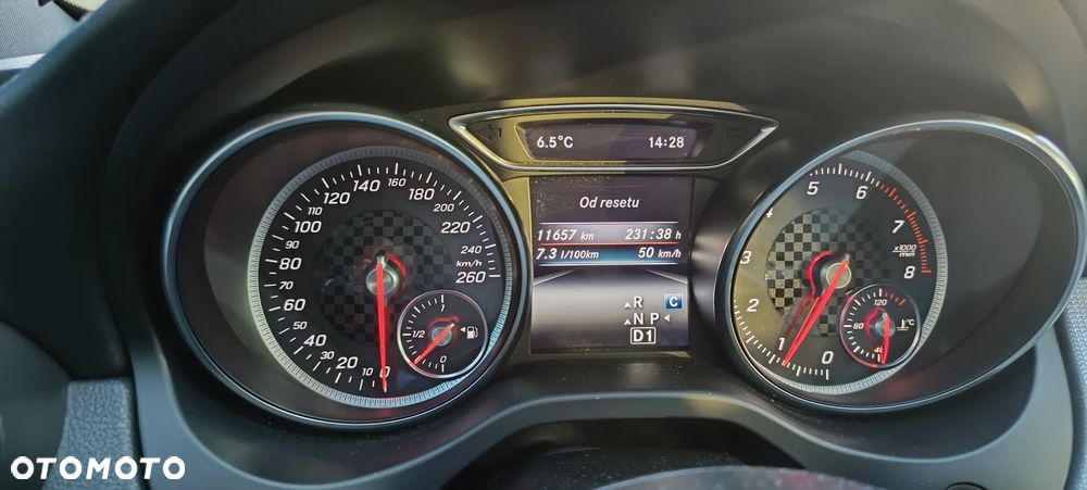 Mercedes-Benz CLA 250 4Matic 7G-DCT - 7